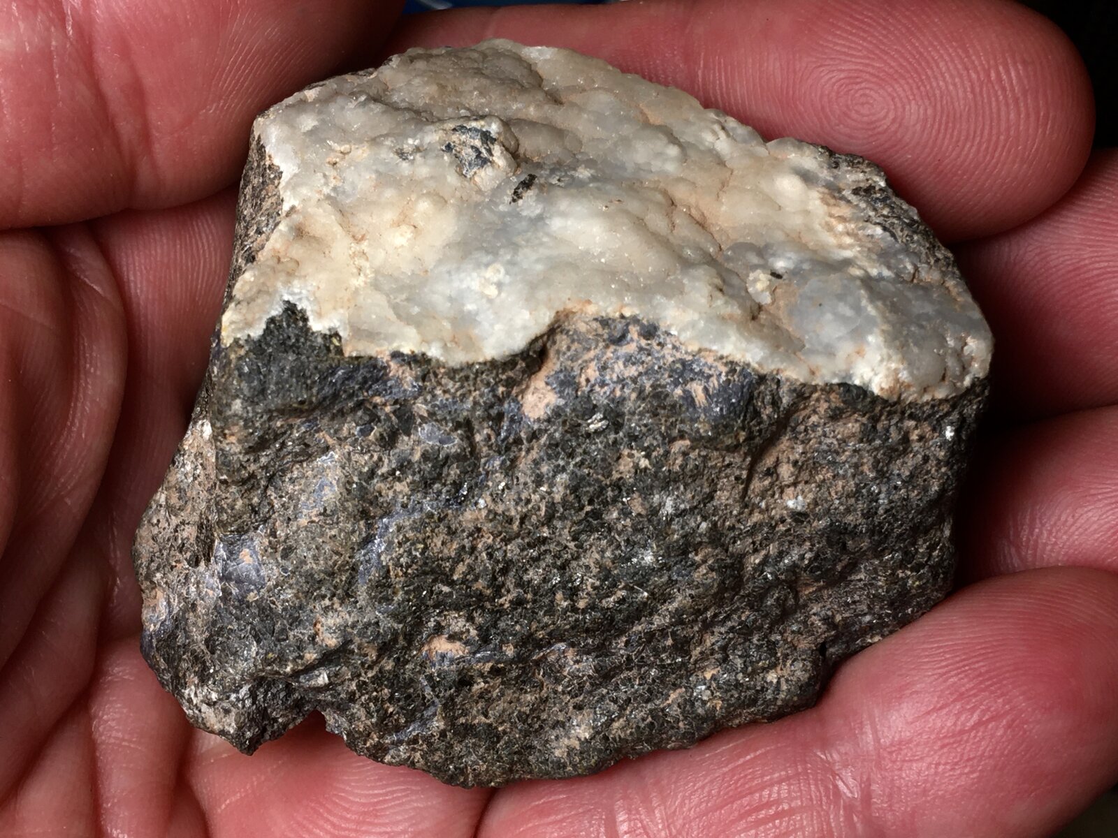 Esfalerita, Galena
Mina del Cerrillar, Solana del Cerrillar, Murcia, Comarca Huerta de Murcia, Región de Murcia (Murcia), España
5 x 4 cm
(Autor: Matias Raja)