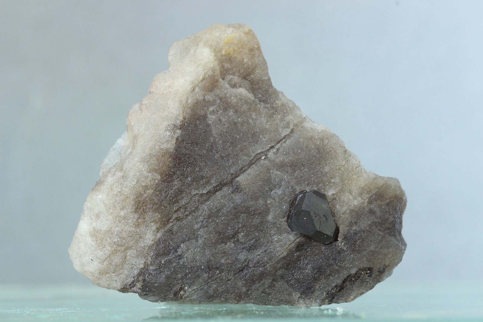 Boracita
26x24 mm
(Autor: Juan Espino)