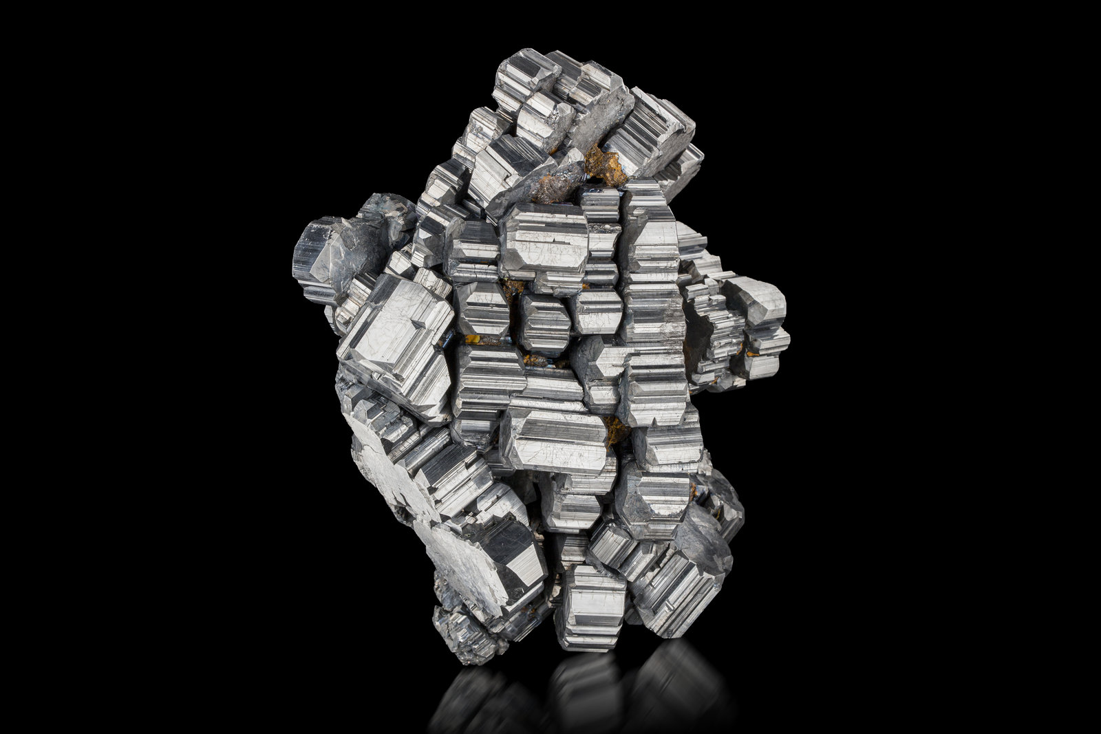 Bournonita
16 x 16 x 14.5 cm / cristal principal: 10.8 cm
(Autor: Museo MIM)
