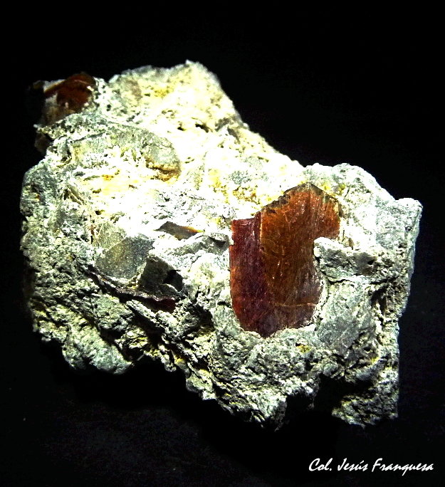 Brookita.
70x40 mm.
(Autor: Jesus Franquesa Baucells)