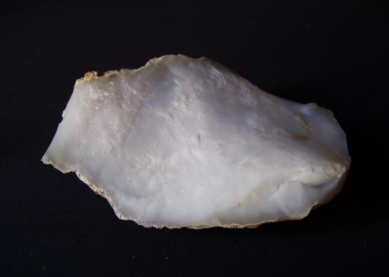 sílex opalino?
98 mm x 65 mm
(Autor: urraca hispánica)