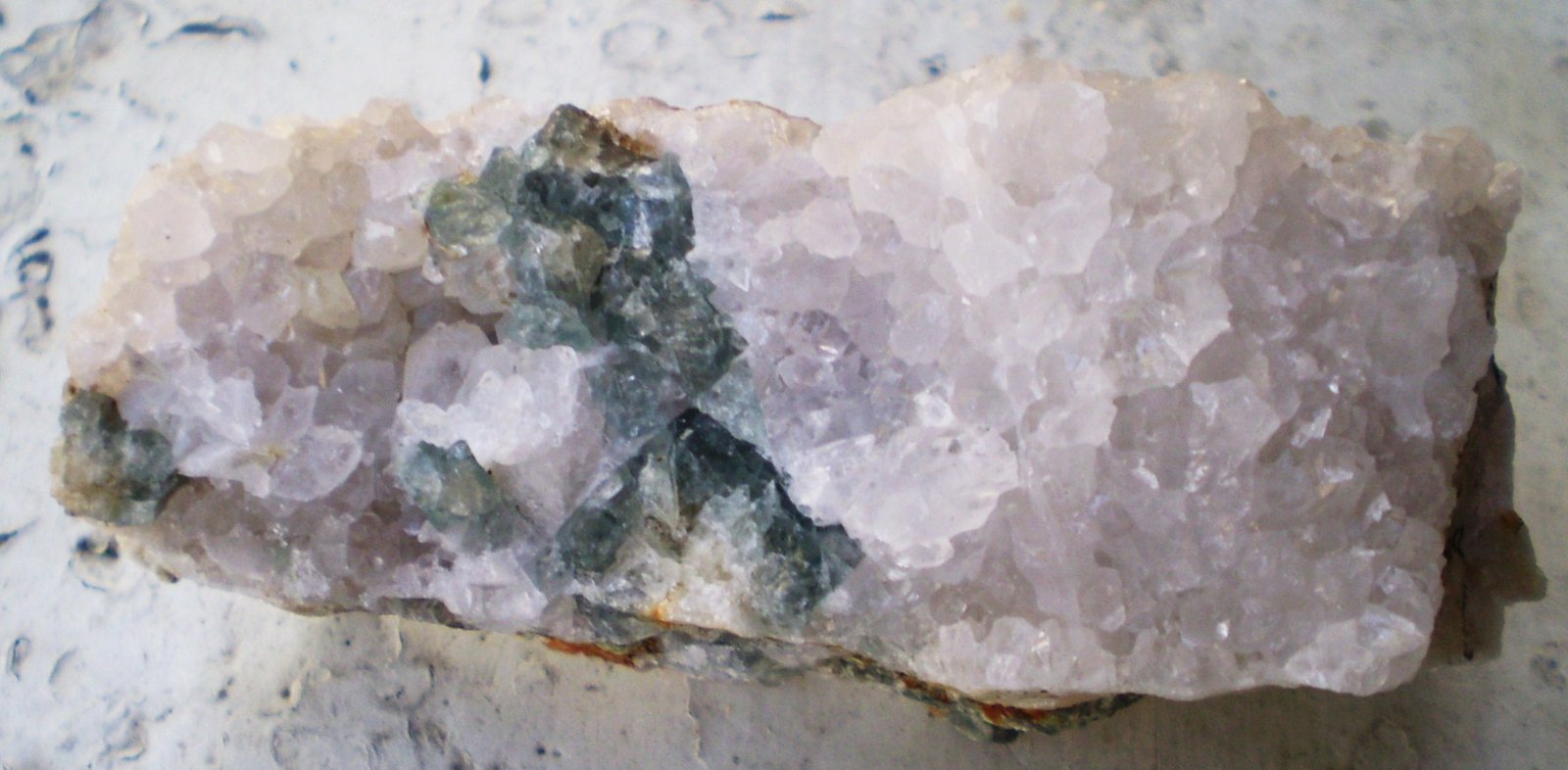 Fluorita
8,5 x 4 x 3,5 cm
(Autor: Juancho)