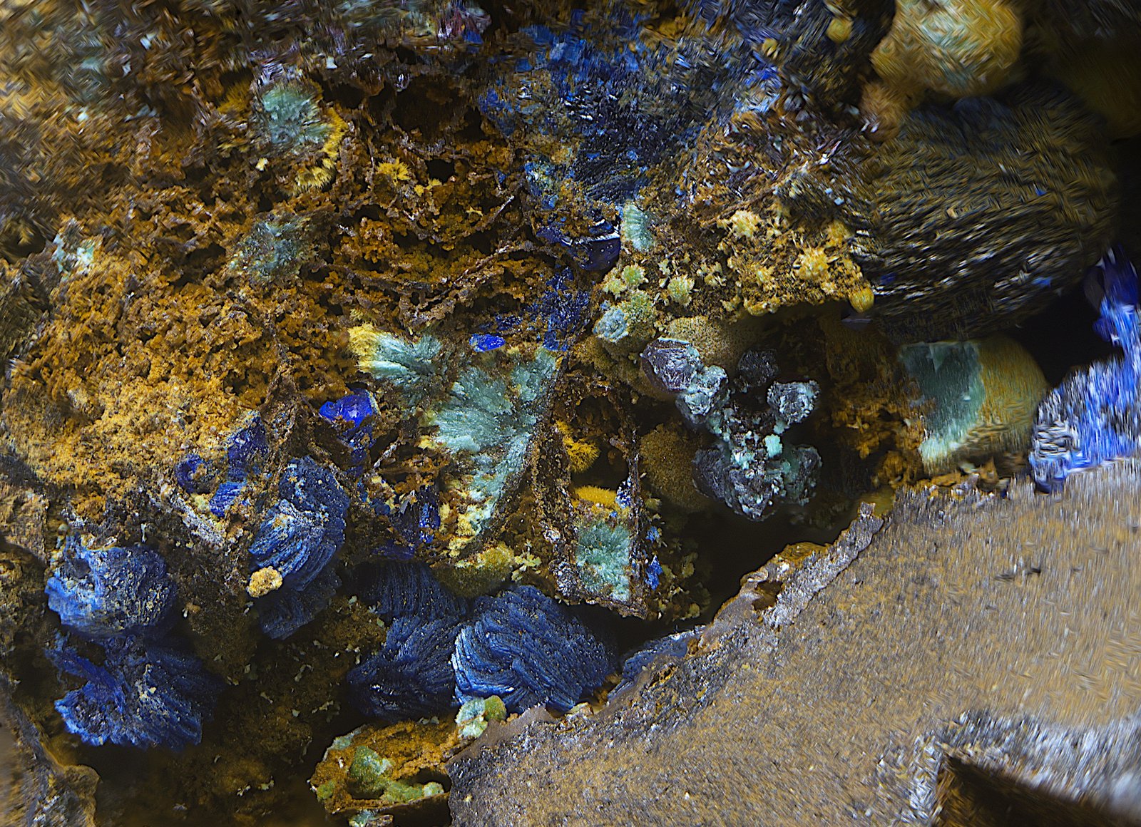 Azurita
Campo de visión de  4 mm.
(Autor: Antonio Carmona)