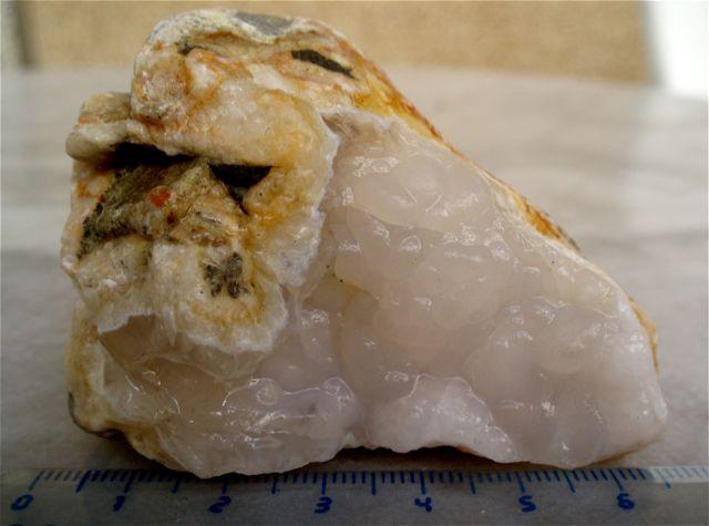 Cuarzo (variedad calcedonia)
(Autor: María Jesús M.)