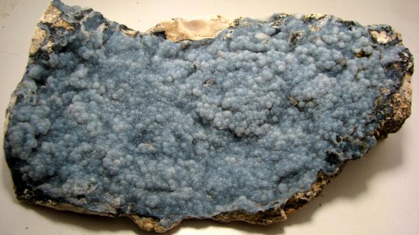 Cuarzo (variedad calcedonia)
(Autor: José Luis Zamora)