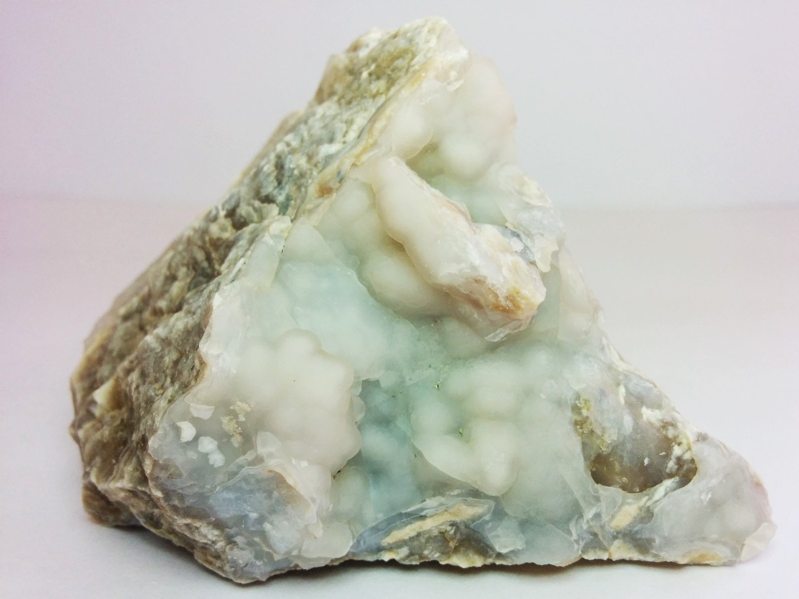 Cuarzo (variedad calcedonia)
5,5 x 6 cm
(Autor: FranHB)