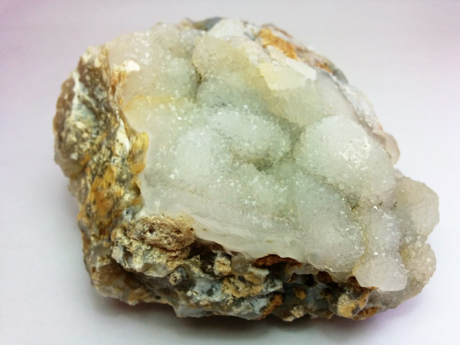 Cuarzo (variedad calcedonia)
4 x 8 cm
(Autor: FranHB)
