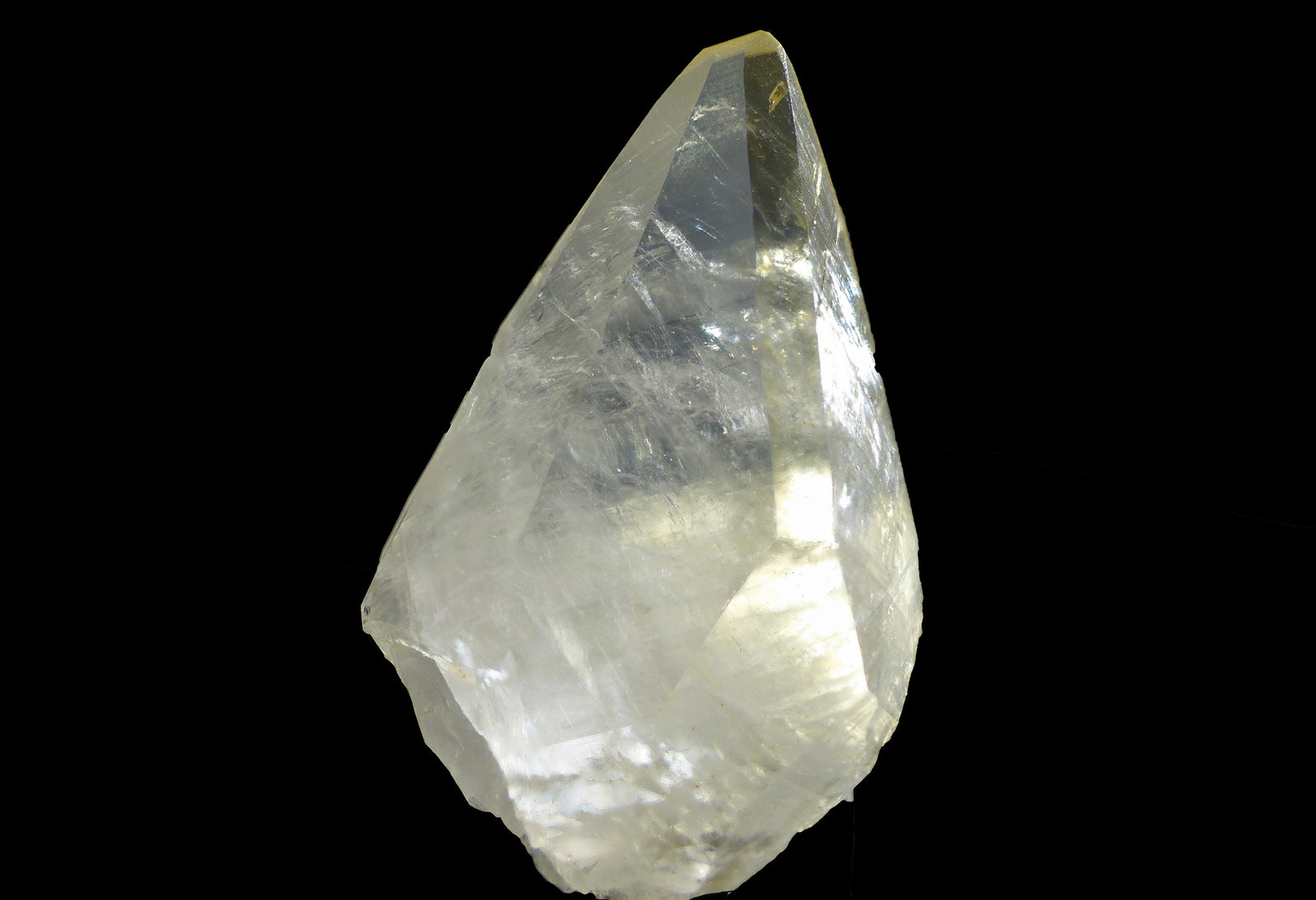 Calcita
2.5 x 3,5 x 2 cm
(Autor: Javier Rodriguez)