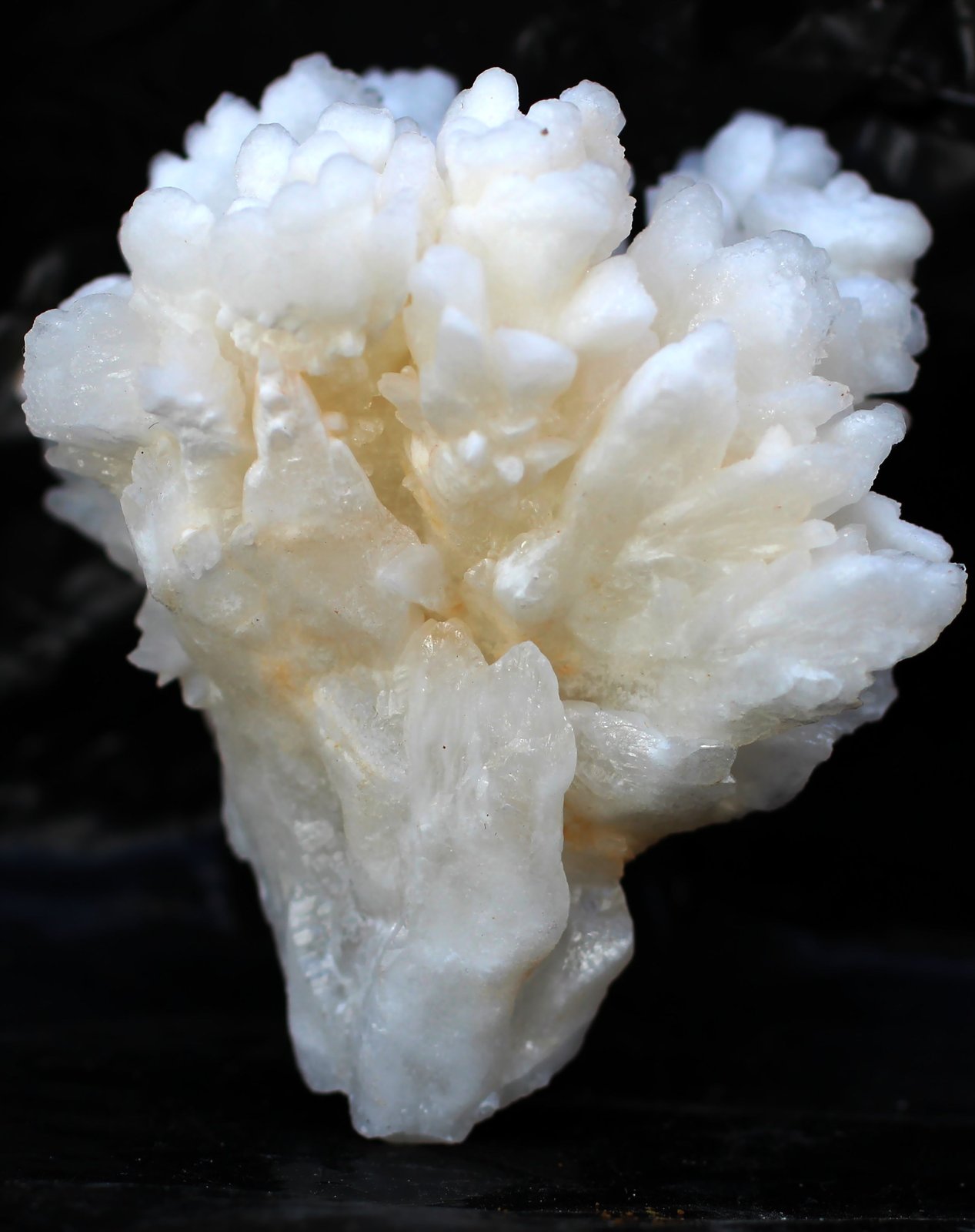 Calcita
64 x 61 x 38 mm
(Autor: José Luis Zamora)