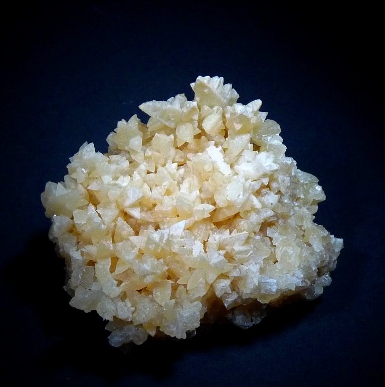 Calcita
(Autor: Jesus Franquesa Baucells)
