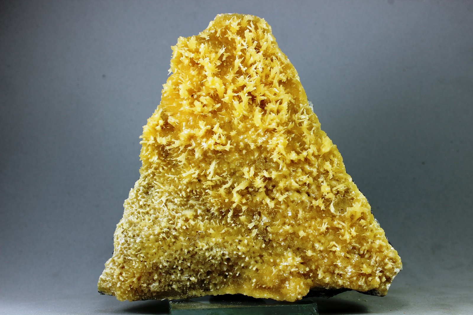Calcita
80x82x33 mm.
(Autor: Juan Espino)
