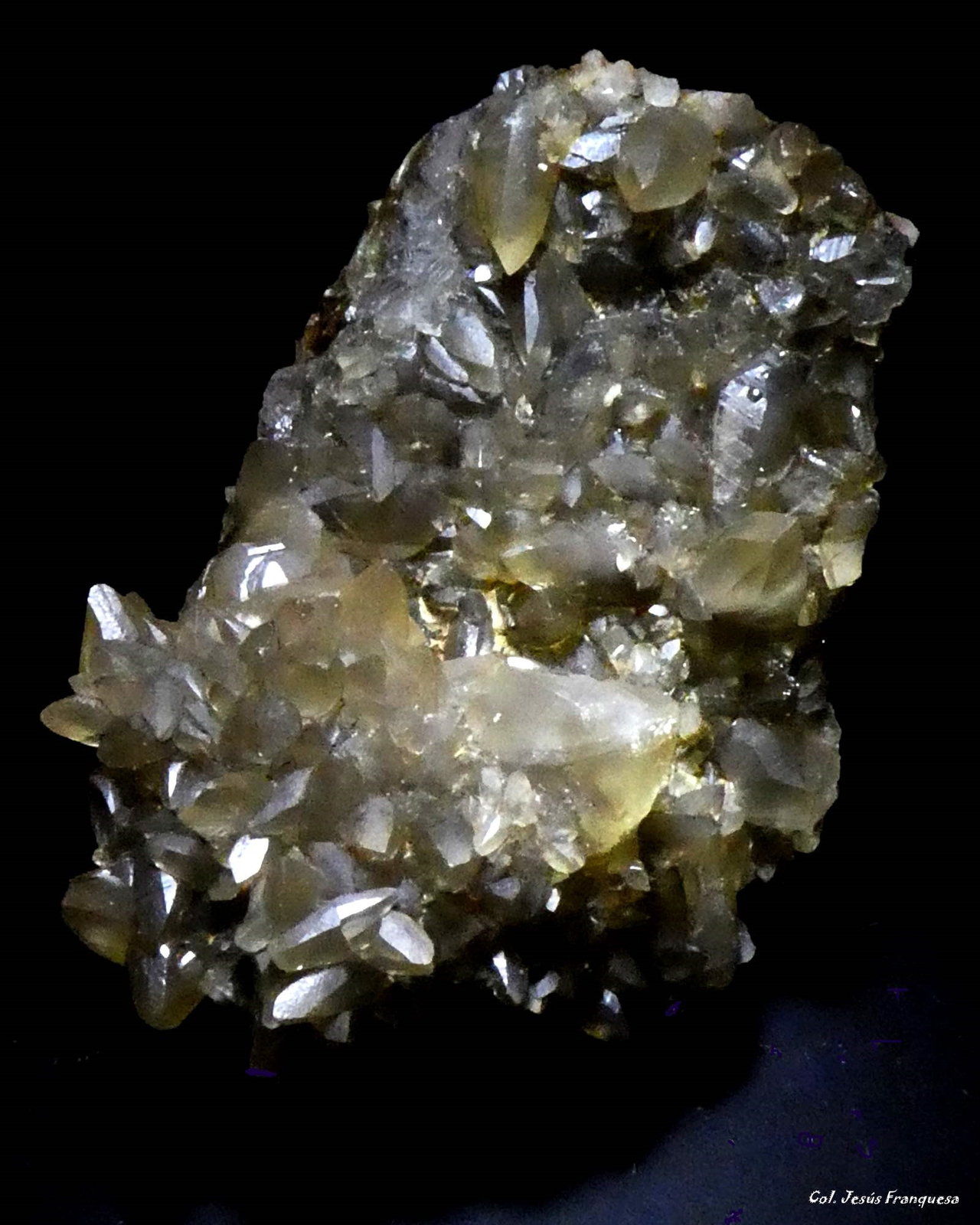 Calcita.
75x52 mm.
(Autor: Jesus Franquesa Baucells)