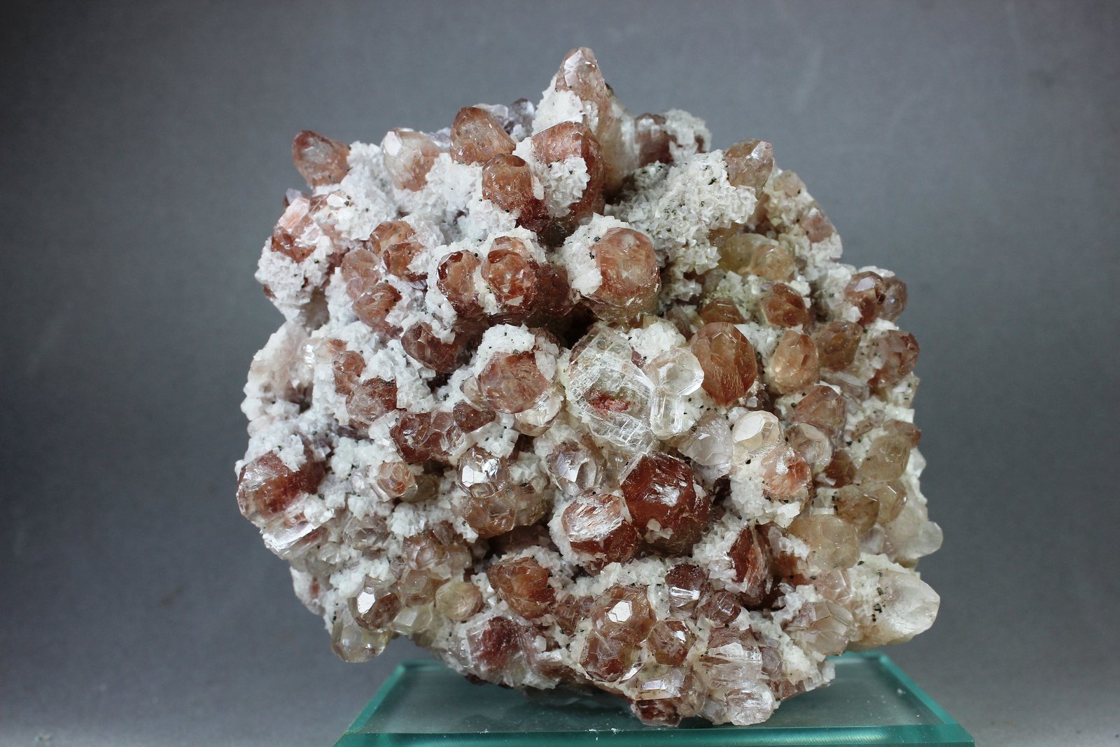 Calcita
97x80x43 mm
(Autor: Juan Espino)