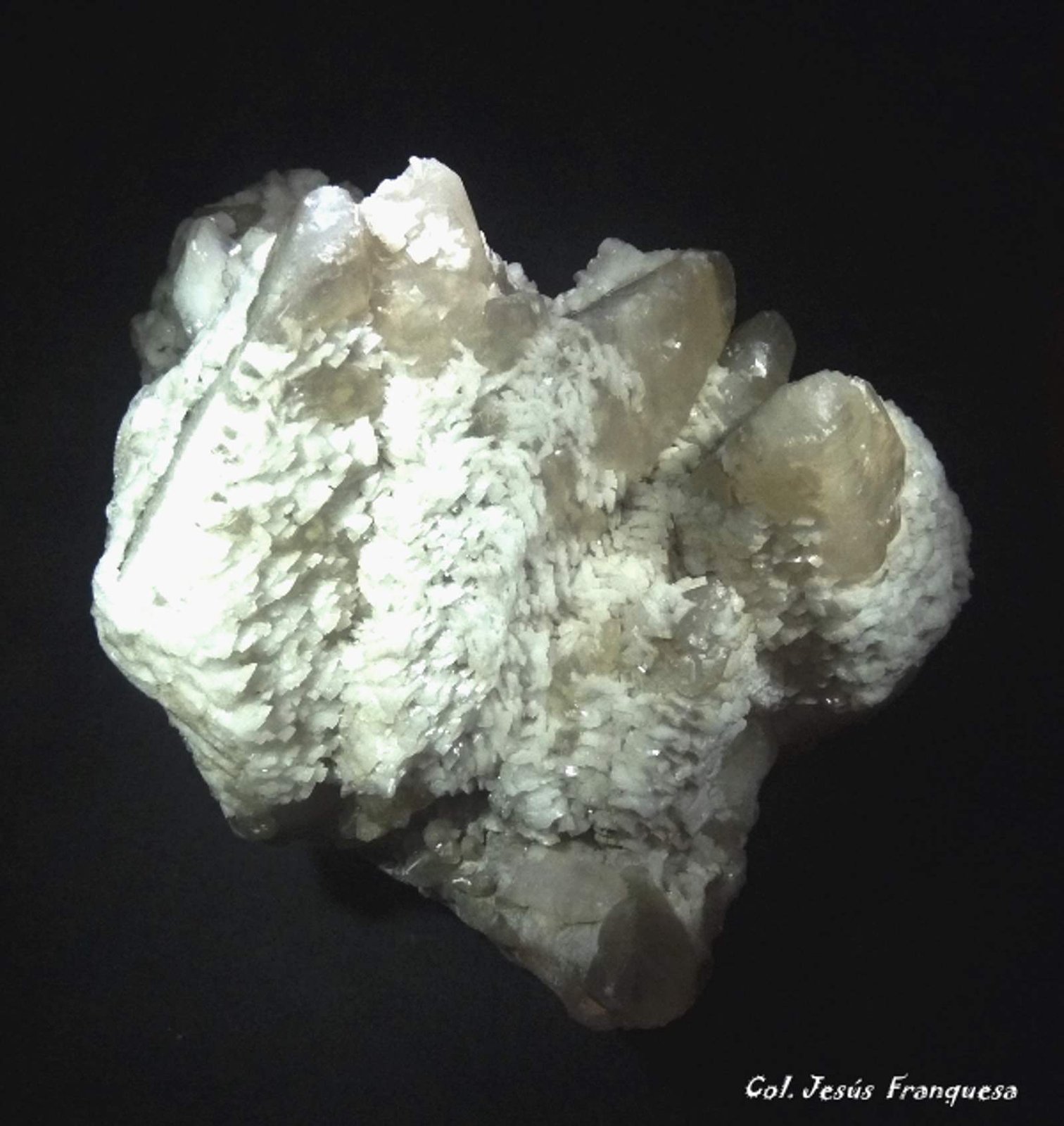 Calcita y Dolomita.
140x100 mm.
(Autor: Jesus Franquesa Baucells)