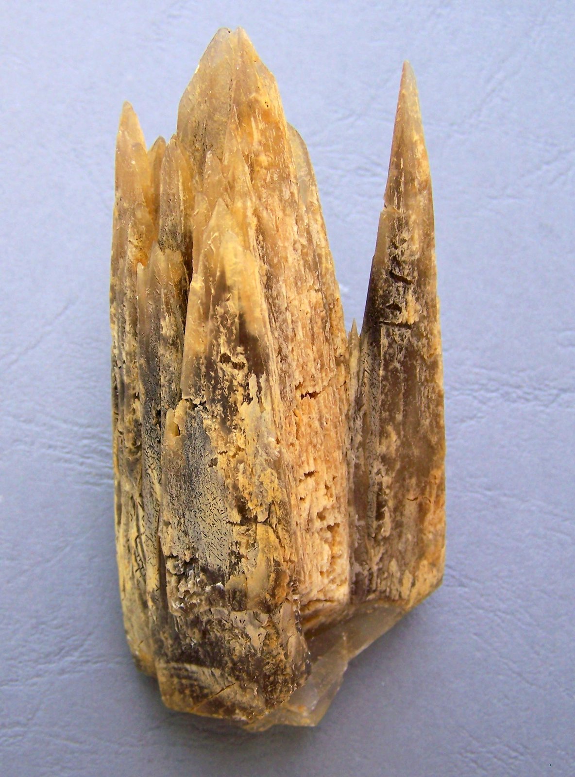 Calcita
10 x 5 cm.
(Autor: canada)