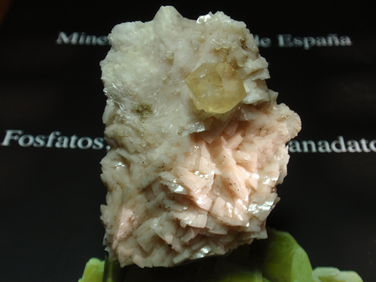 Calcita
45x60 mm
(Autor: Ignacio)