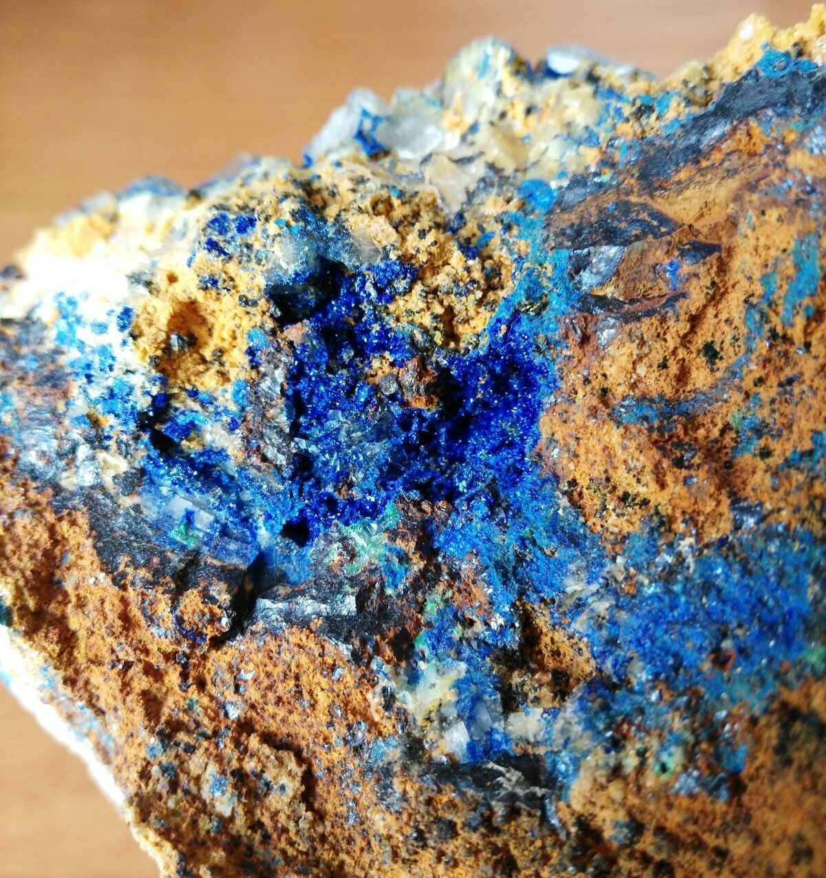Azurita
10 cm x 9 cm
(Autor: Javi Llamazares)