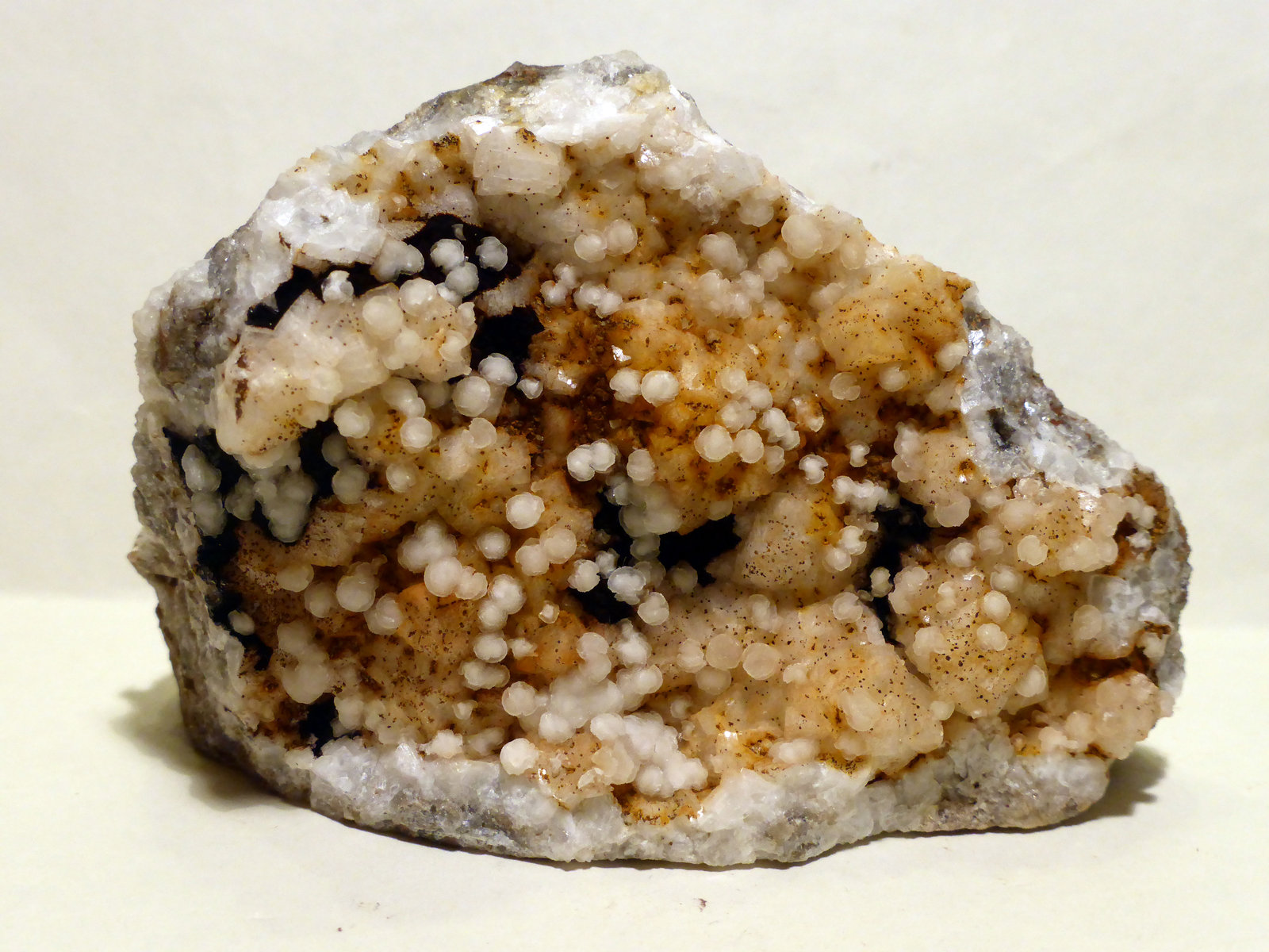 Calcita y Dolomita
7,5x5,5 cm
(Autor: Ander Ispizua Juan)