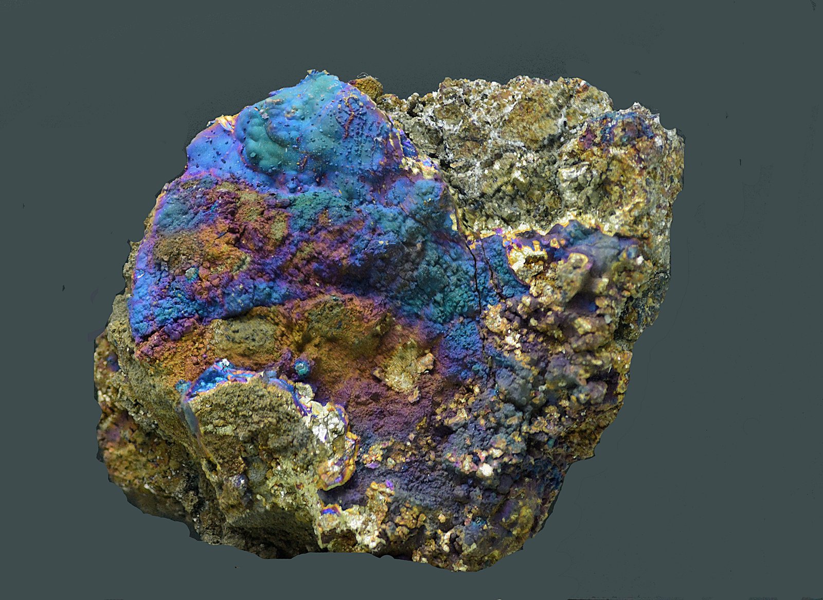 Calcopirita
9 x 6 cm.
(Autor: Antonio Carmona)