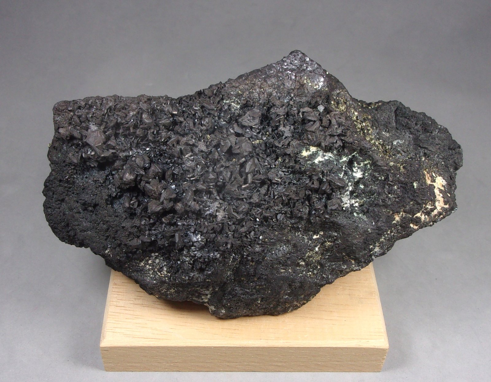 Calcosina
12,2 x 6,8 x 6,4 cm. 1.147 g.
(Autor: J. G. Alcolea)