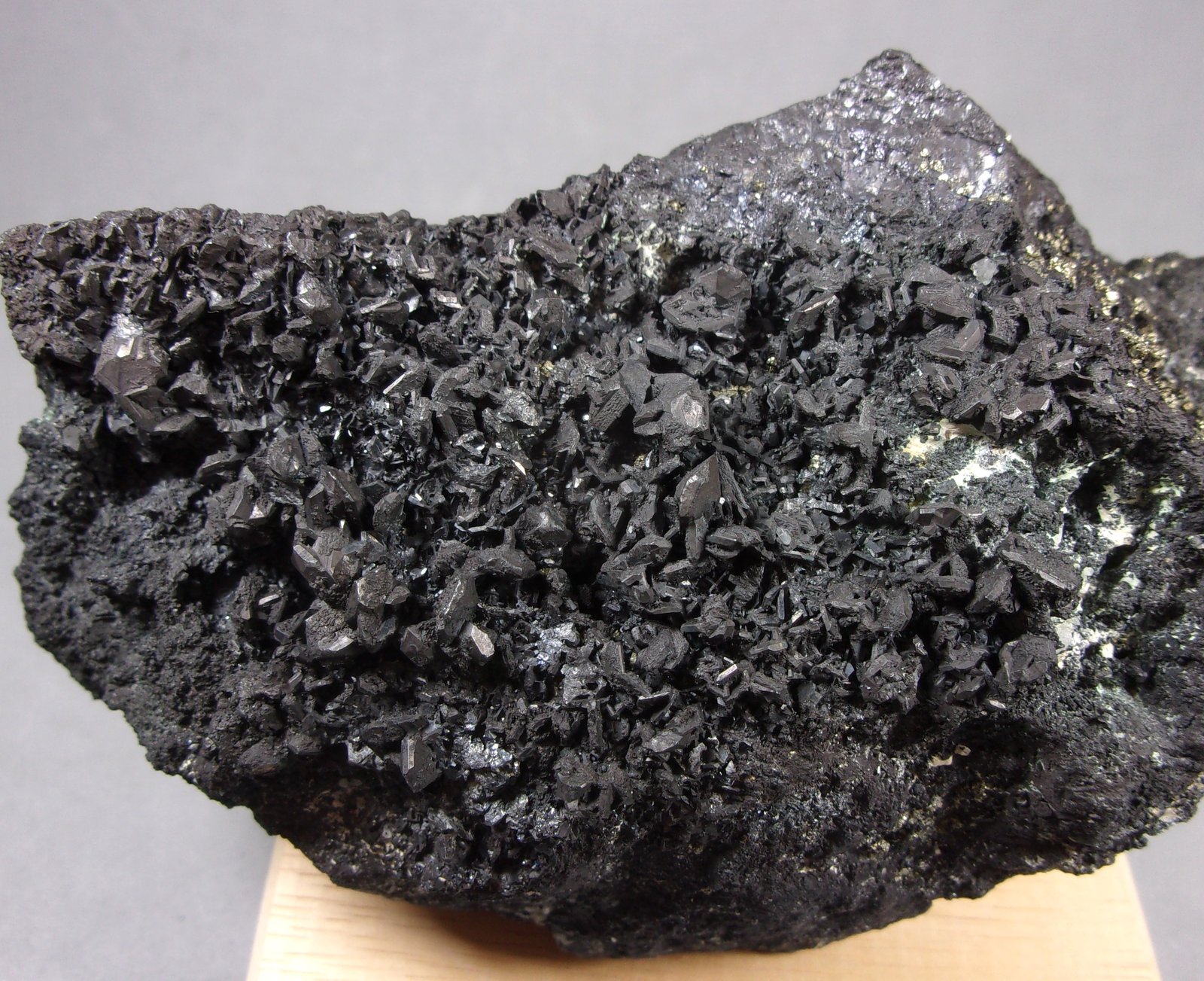 Calcosina
12,2 x 6,8 x 6,4 cm. 1.147 g.
(Autor: J. G. Alcolea)