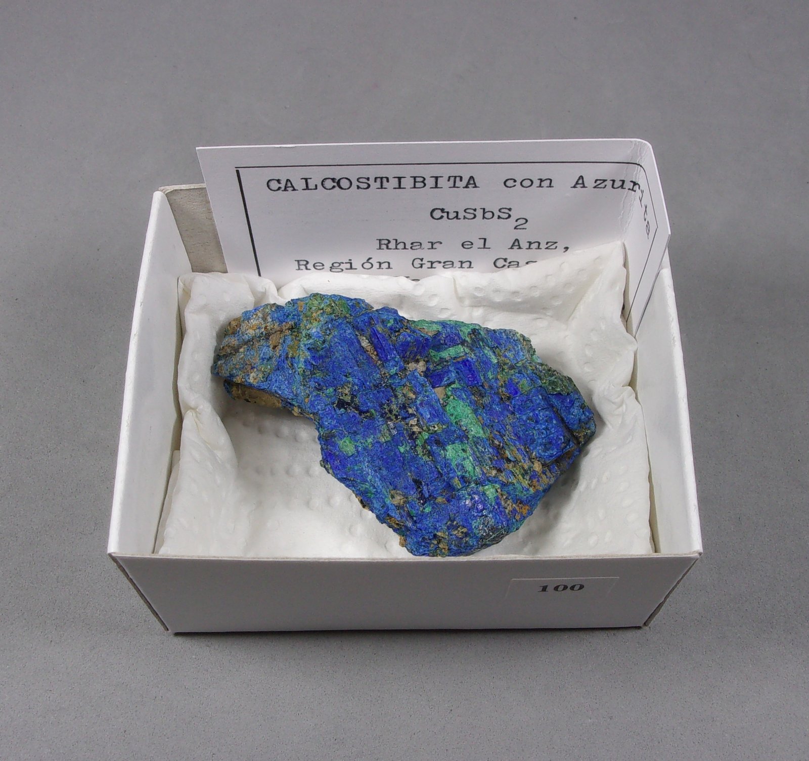 Chalcostibita (Calcostibita)
5,5 x 4 x 2,5 cm.
(Autor: J. G. Alcolea)