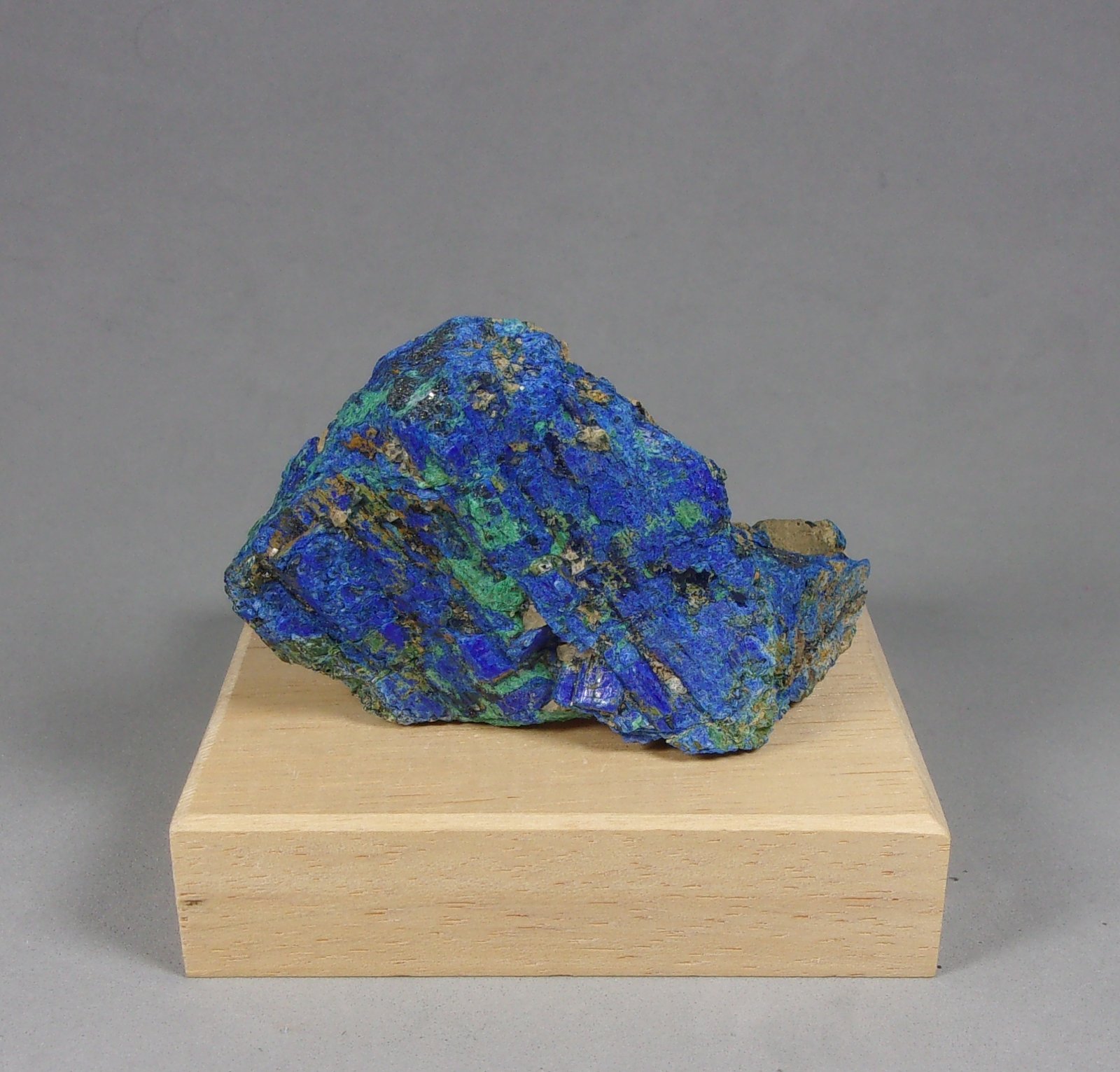 Chalcostibita (Calcostibita)
5,5 x 4 x 2,5 cm.
(Autor: J. G. Alcolea)