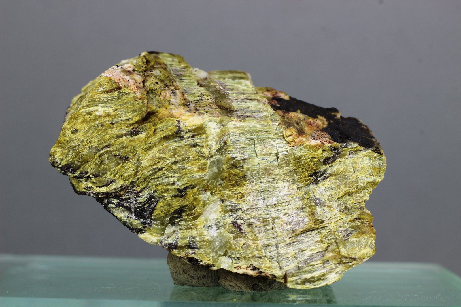 Carfolita
44x28 mm
(Autor: Juan Espino)