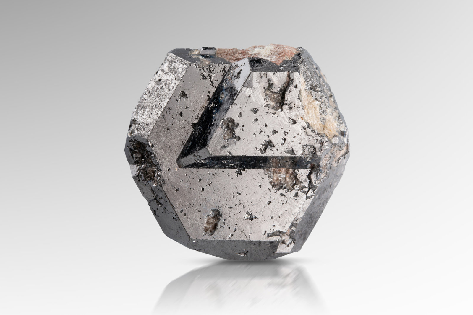Carrollita
3.5 x 2 x 3.5 cm
(Autor: Museo MIM)