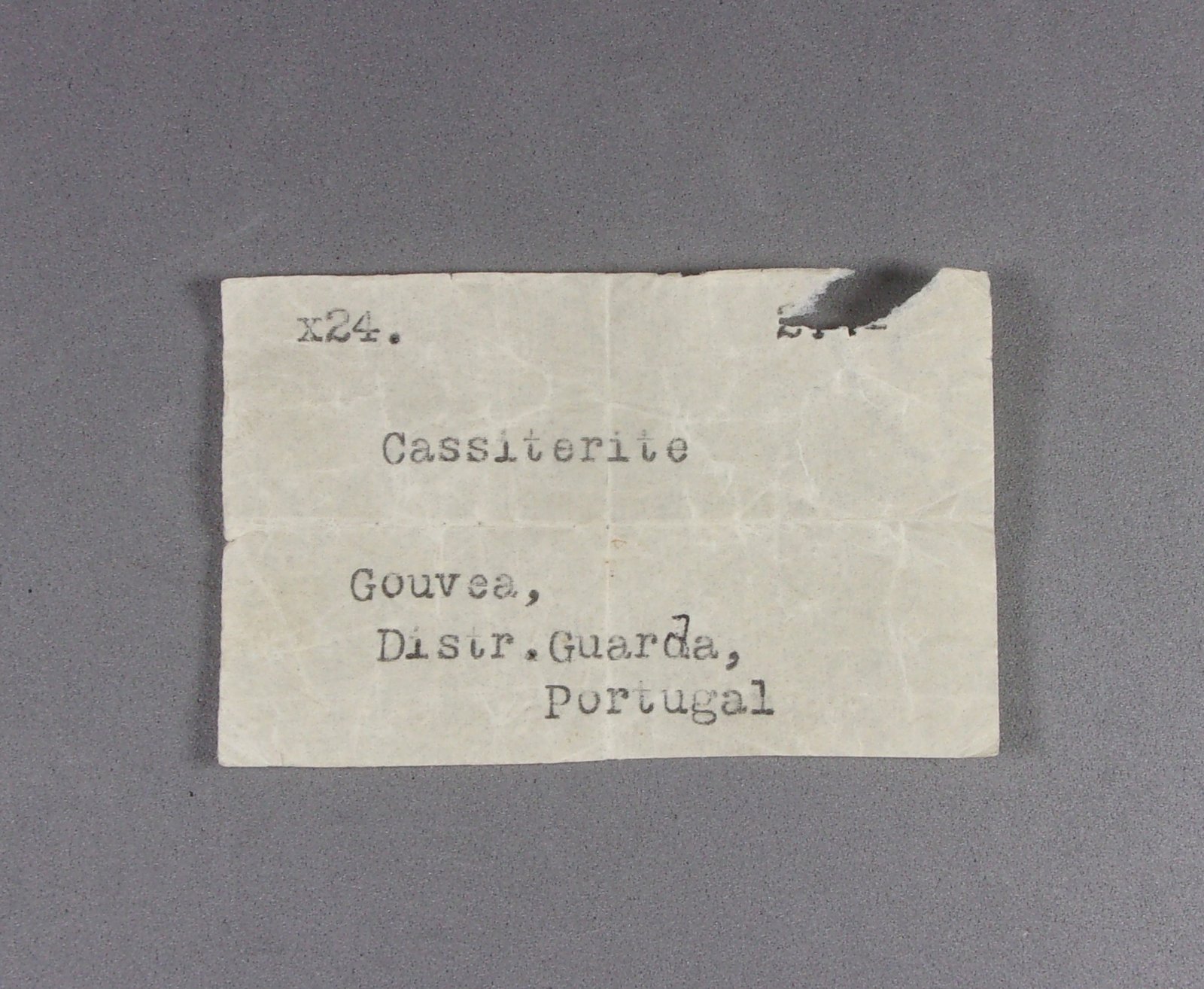 _Etiqueta Casiterita
(Autor: J. G. Alcolea)