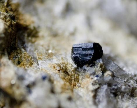 Casiterita
Cristal de 3 mm
(Autor: usoz)