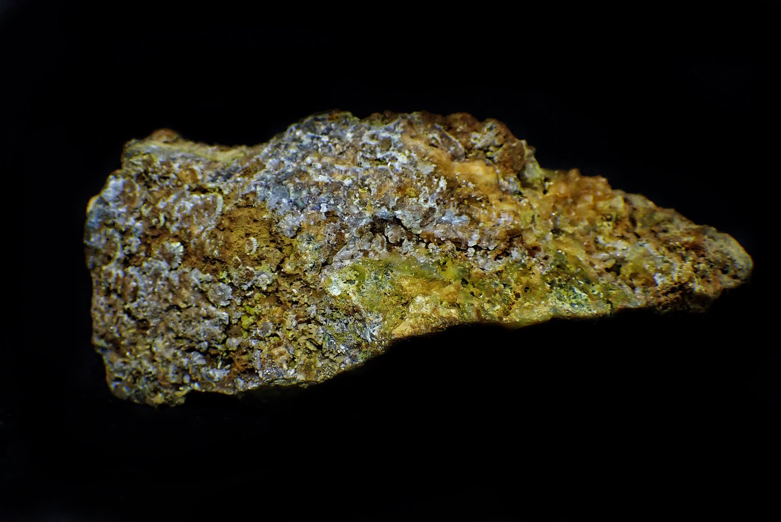 Piromorfita/Fosfohedifana
10x6 cm
(Autor: Emilio Téllez)