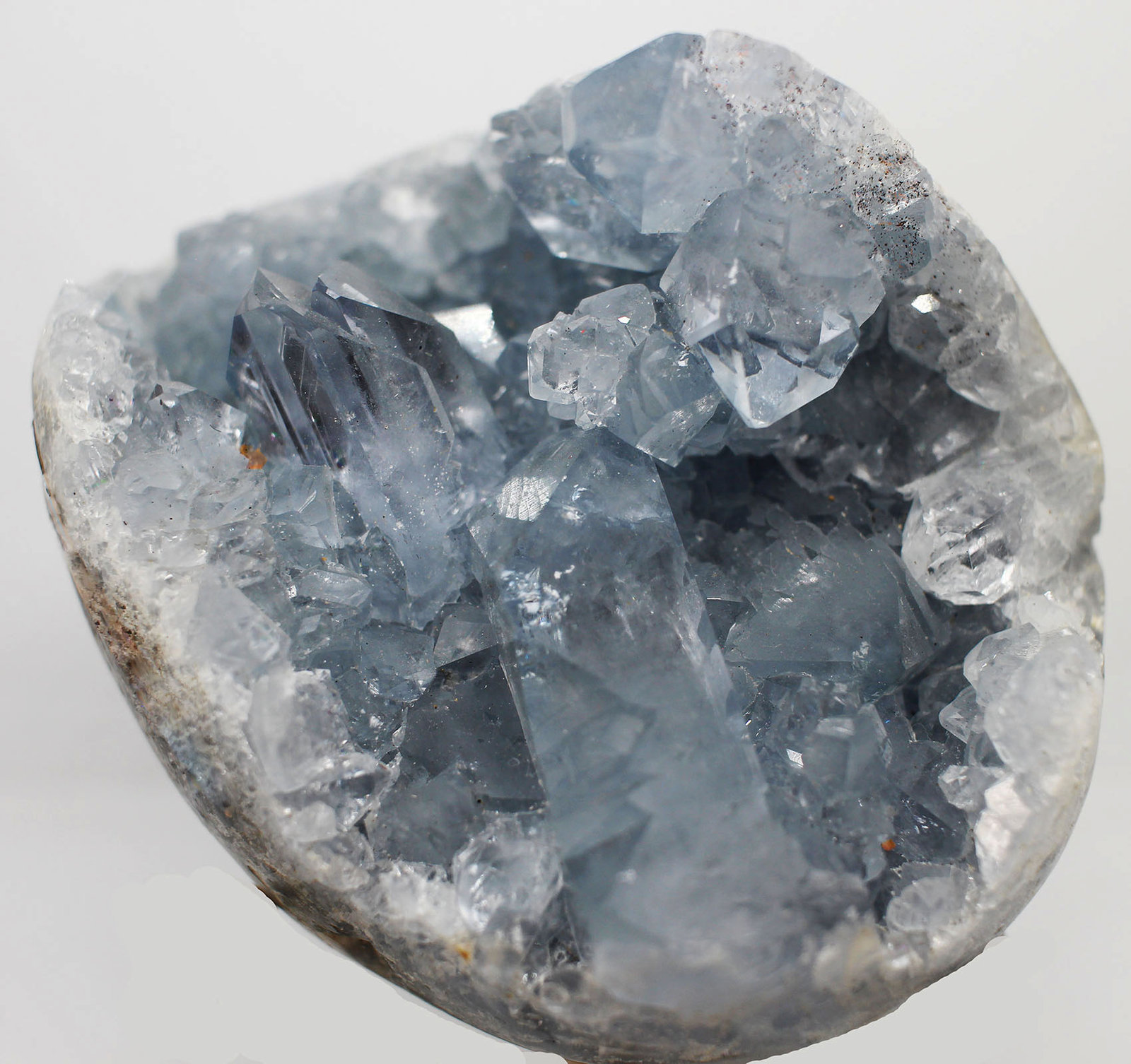 Celestina
8x7x7 cm
(Autor: Luis Edmundo Sánchez Roja)