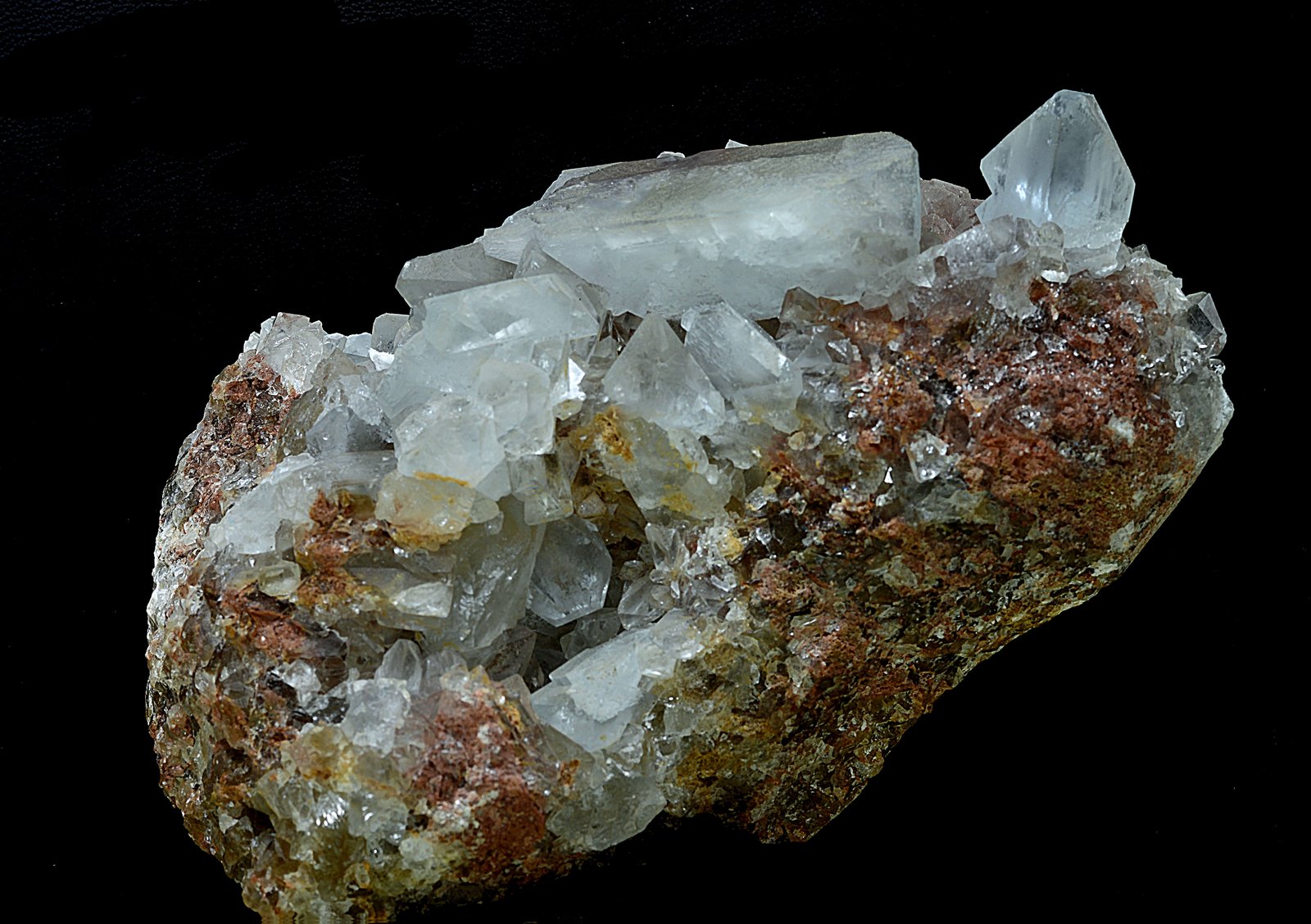 Celestina
Cristal mayor de 52 x 22 mm
(Autor: Antonio Carmona)