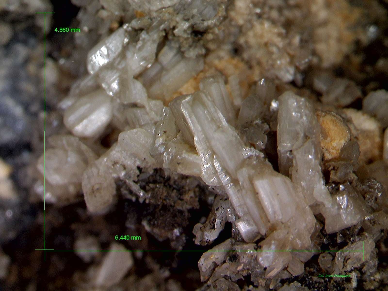 Cerusita y Galena.
6´440 x 4´860 mm.
(Autor: Jesus Franquesa Baucells)