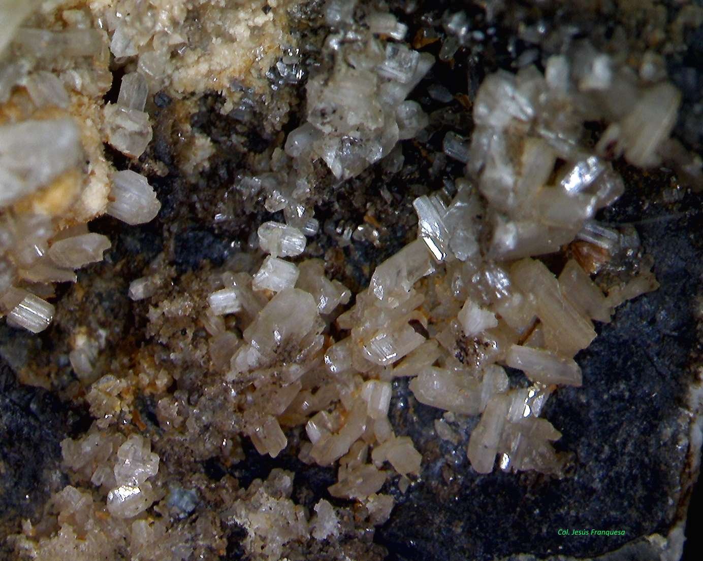 Cerusita y Galena.
6´318 x 4´975 mm.
(Autor: Jesus Franquesa Baucells)