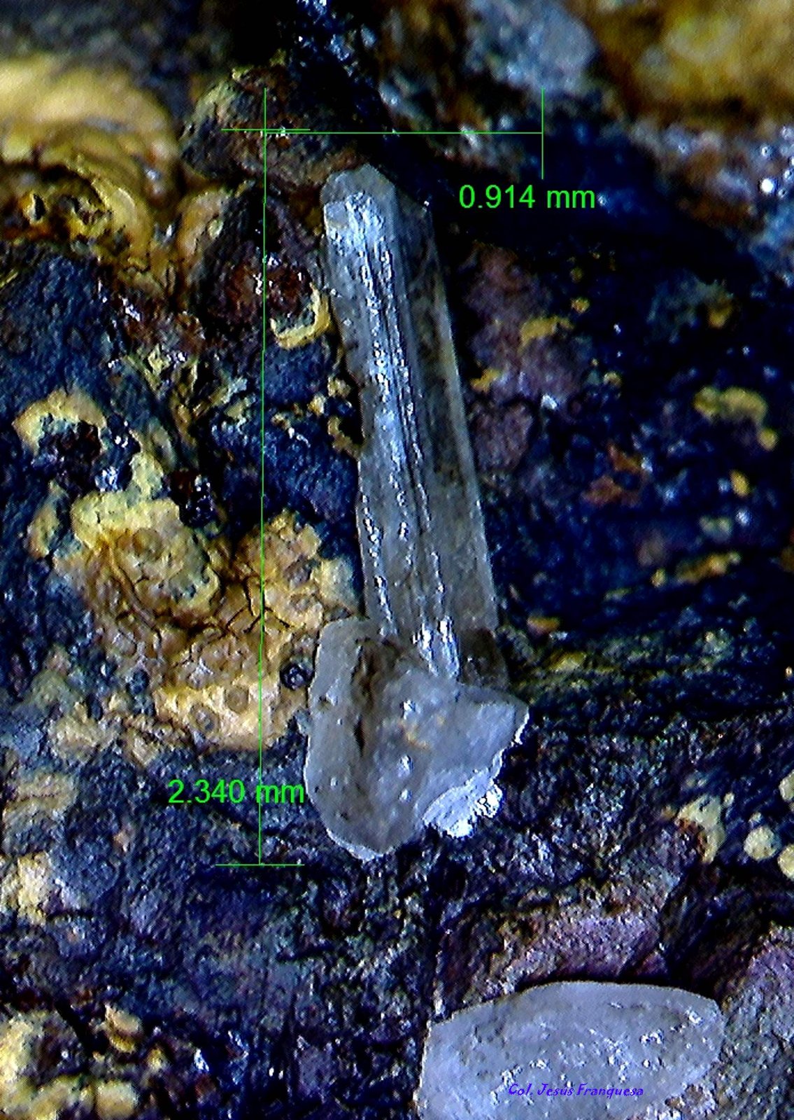 Cerusita.
2. 340 x 0´914 mm.
(Autor: Jesus Franquesa Baucells)