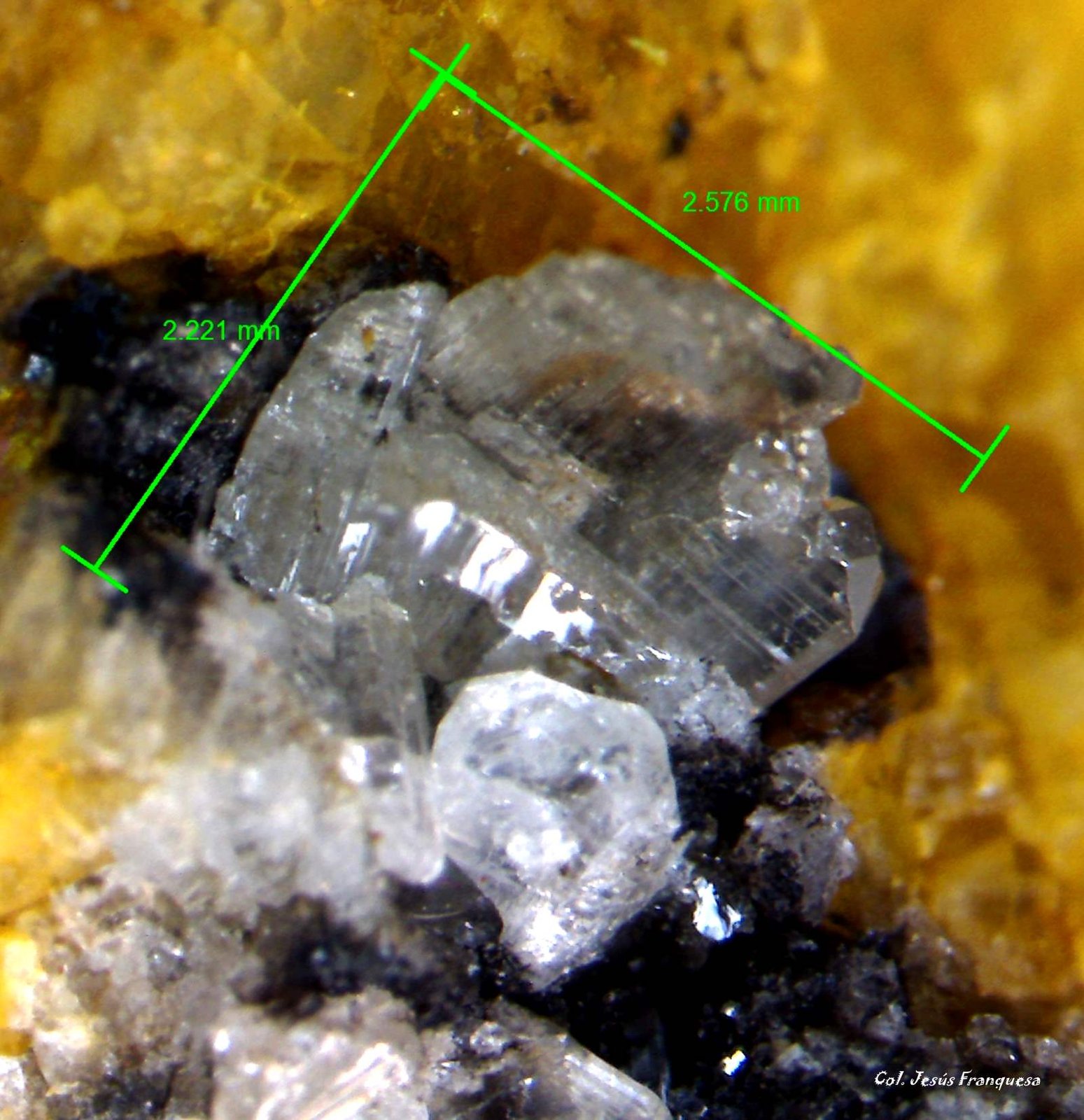 Cerusita.
2´´576x2´221 mm.
(Autor: Jesus Franquesa Baucells)