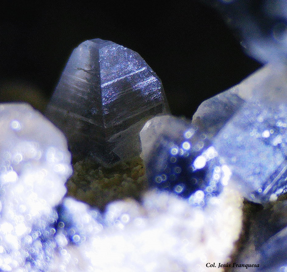 Cerusita y Galena.
4 Fvo.
(Autor: Jesus Franquesa Baucells)
