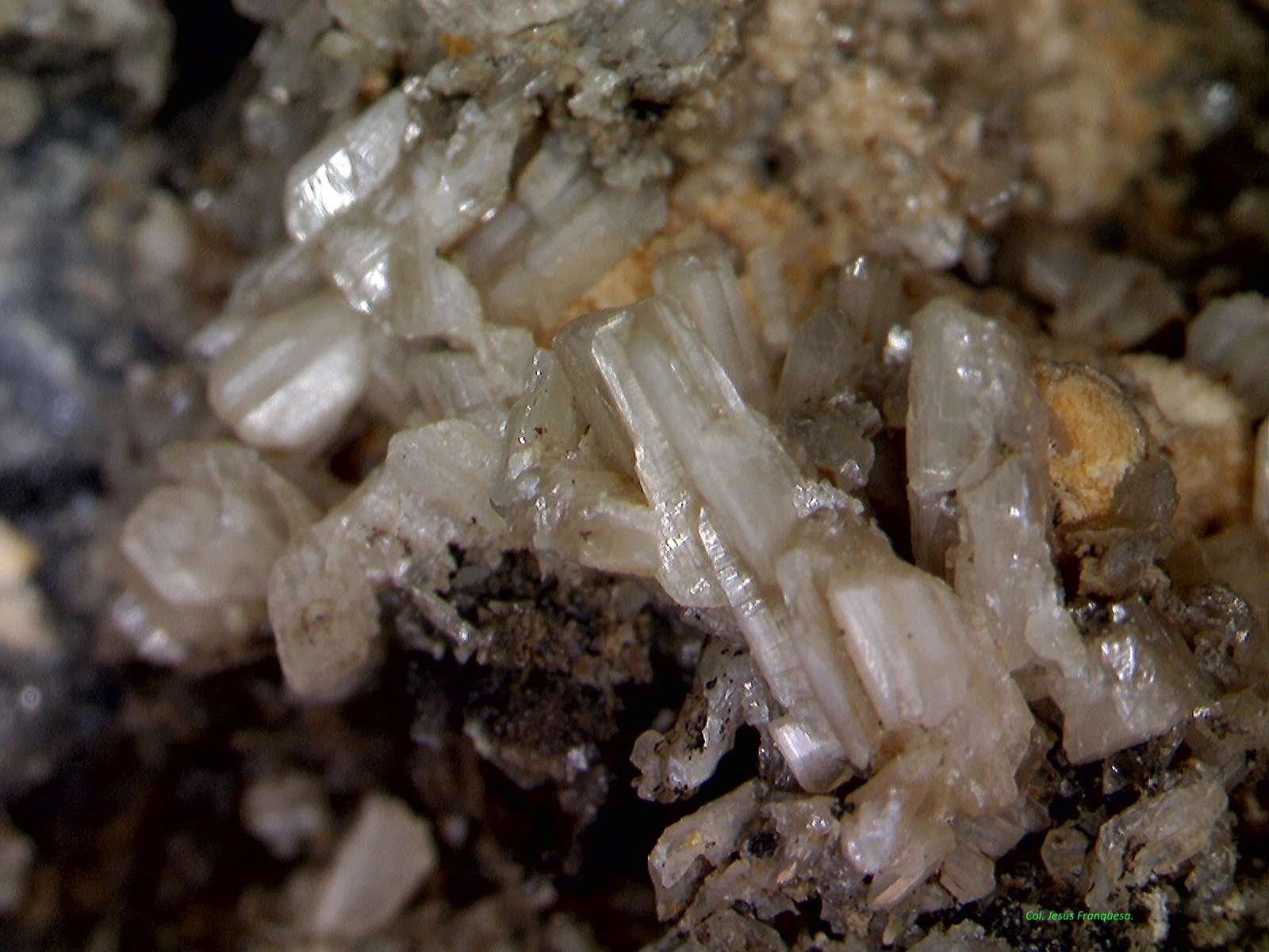 Cerusita y Galena.
6´440 x 4´860 mm.
(Autor: Jesus Franquesa Baucells)