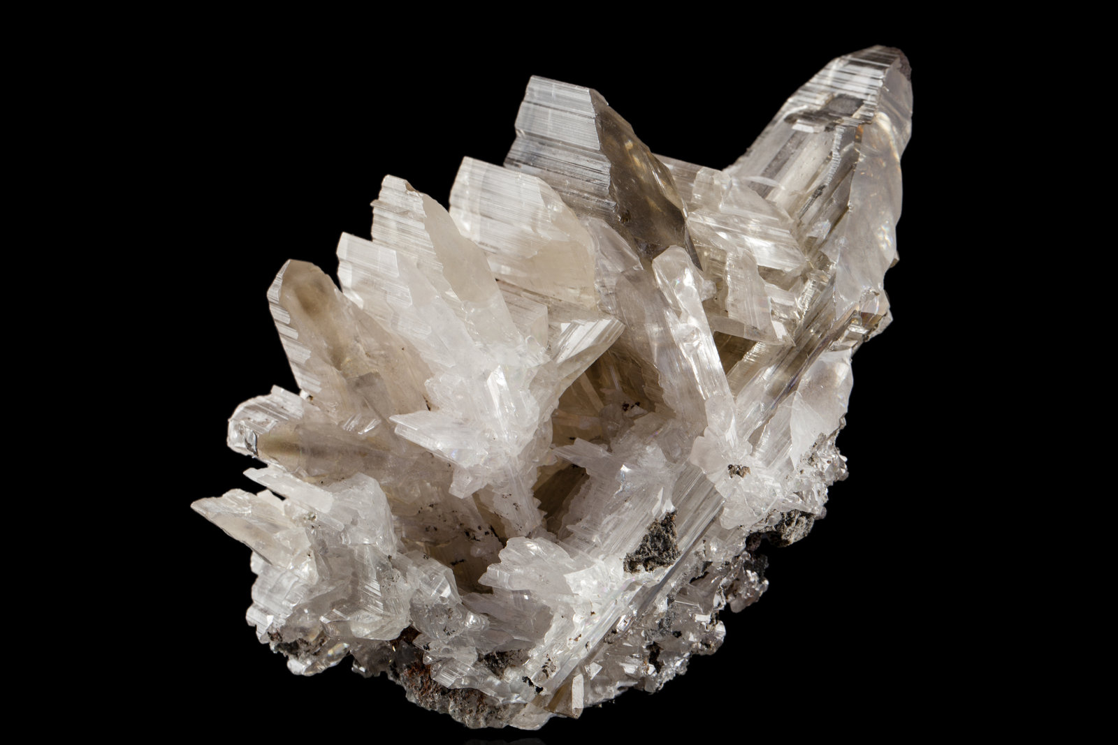 Cerusita
11.5 x 6.5 x 6 cm / cristal principal: 10.4 cm
(Autor: Museo MIM)