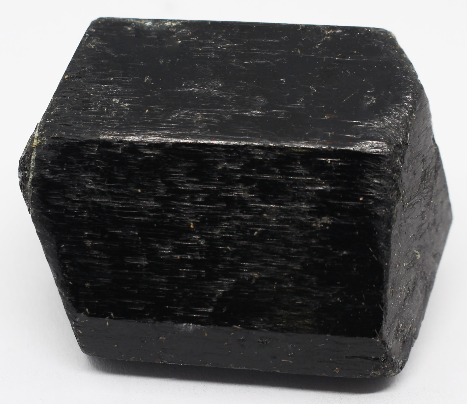 Chorlo [Schorl]
6X4.5X4 cm.
(Autor: Luis Edmundo Sánchez Roja)