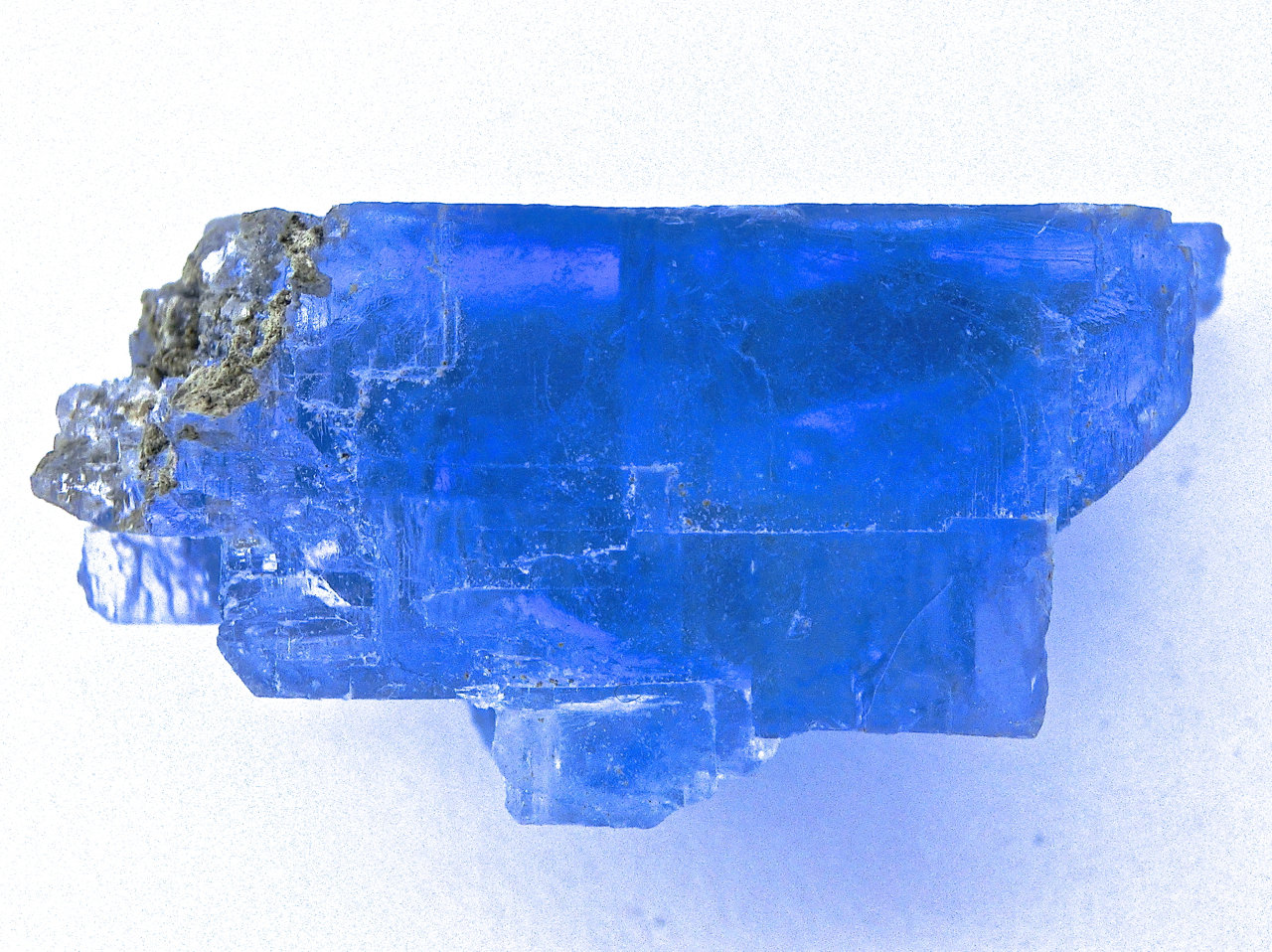 Halita
3 x 1,4 x 1,2 cm.
(Autor: María Jesús M.)
