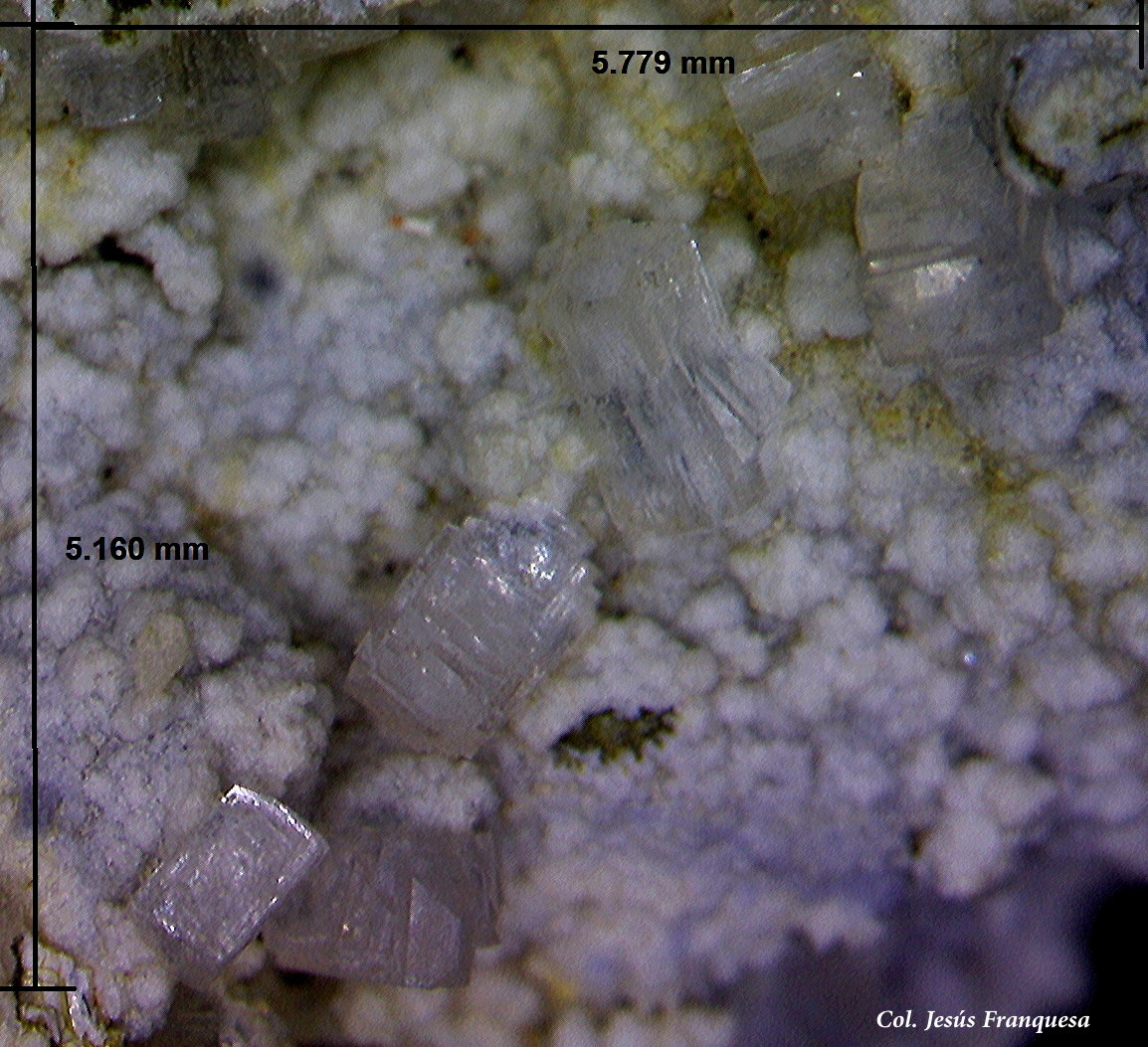 Clinoptilolita.
5´779 x 5´160 mm
(Autor: Jesus Franquesa Baucells)