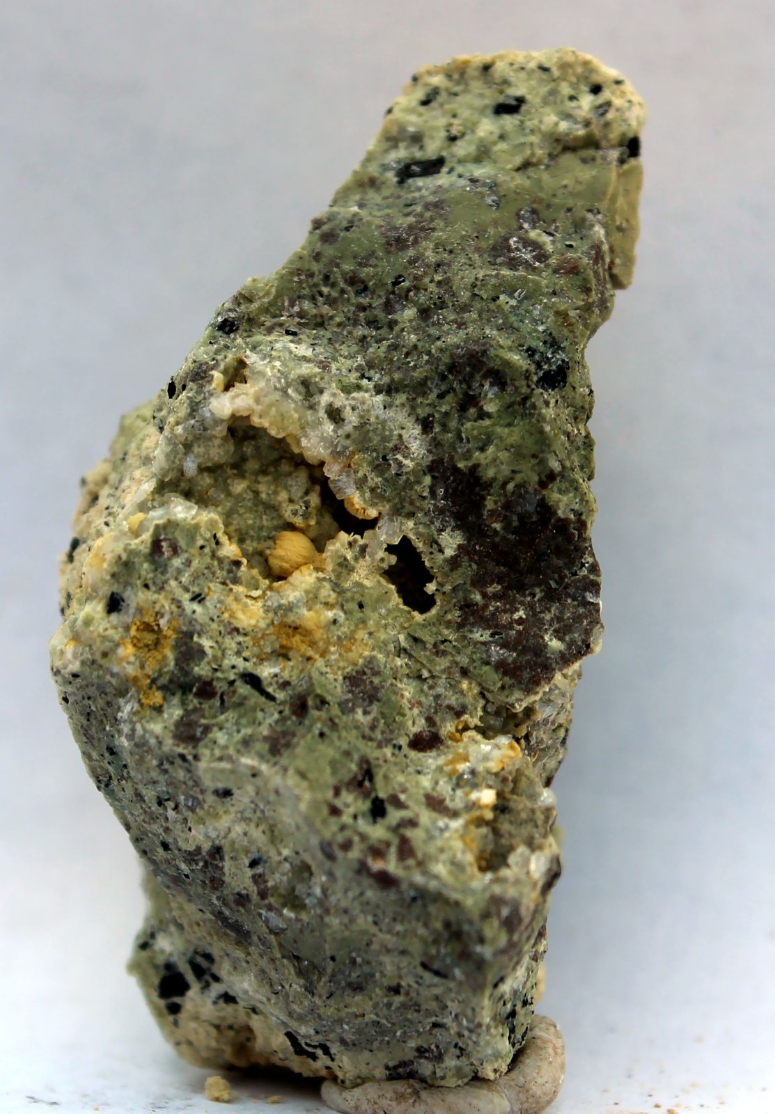 Clinoptilolita-Ca, Ferrierita-Mg, Ópalo
46x24x27 mm.
(Autor: José Luis Zamora)