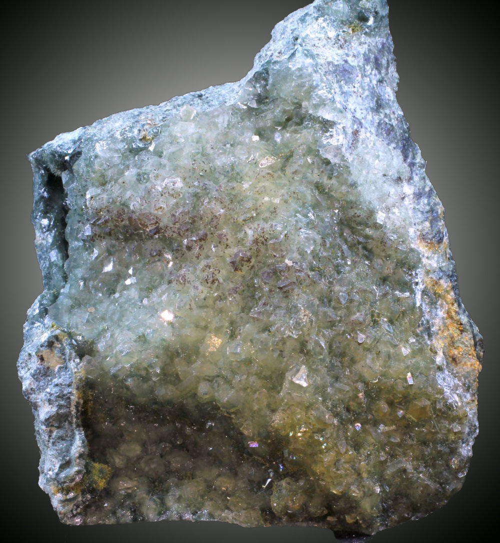 Cuarzo, Clinozoisita-Epidota (Serie)
74 x 63 x 23 mm
(Autor: José Luis Zamora)