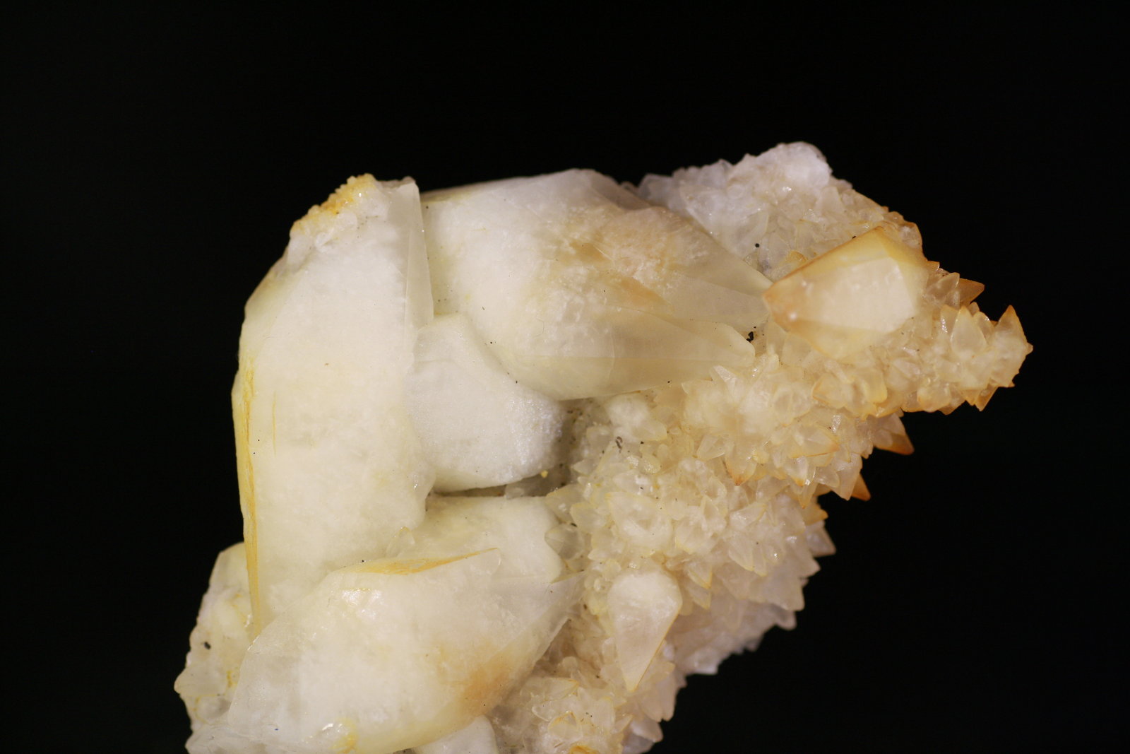 Calcita
9x7 cm
(Autor: minero1968)