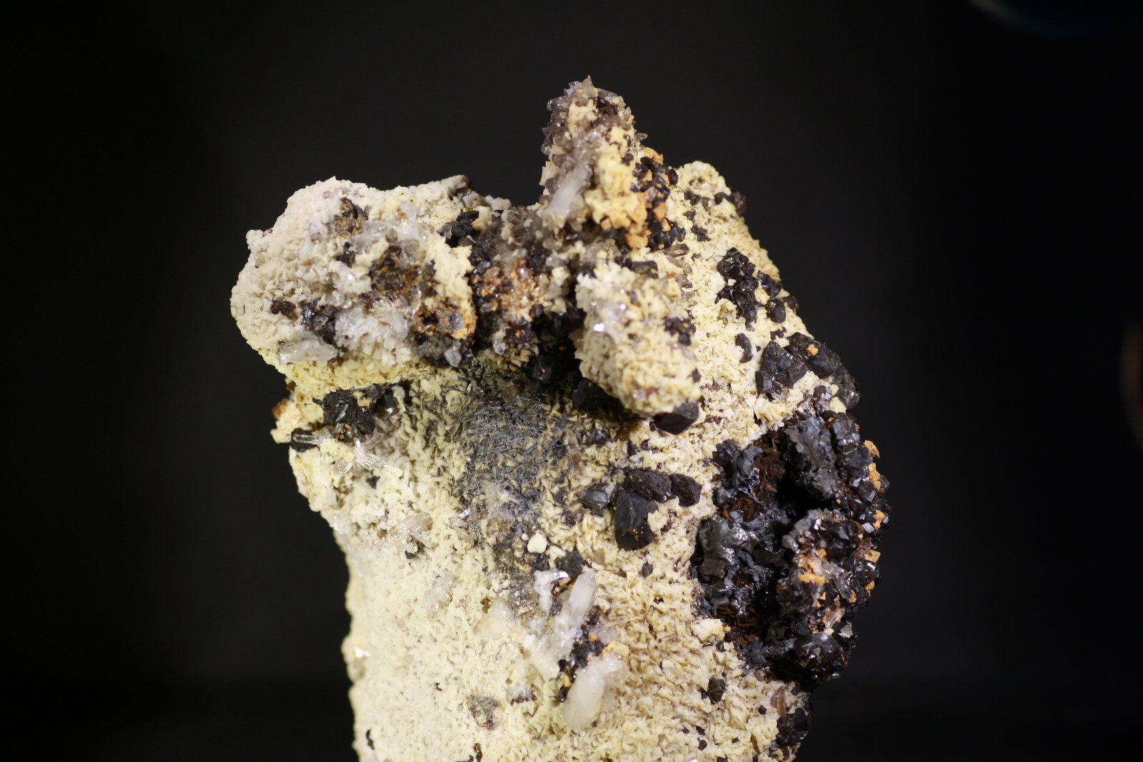 Esfalerita
9,5x9,5 cm
(Autor: minero1968)