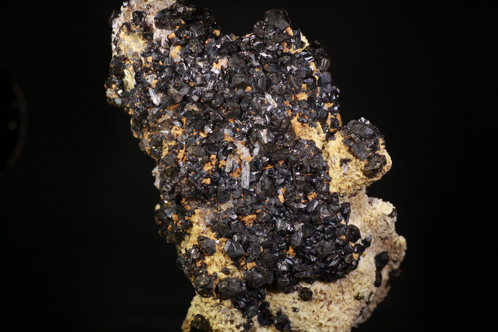 Esfalerita
12x7 cm
(Autor: minero1968)