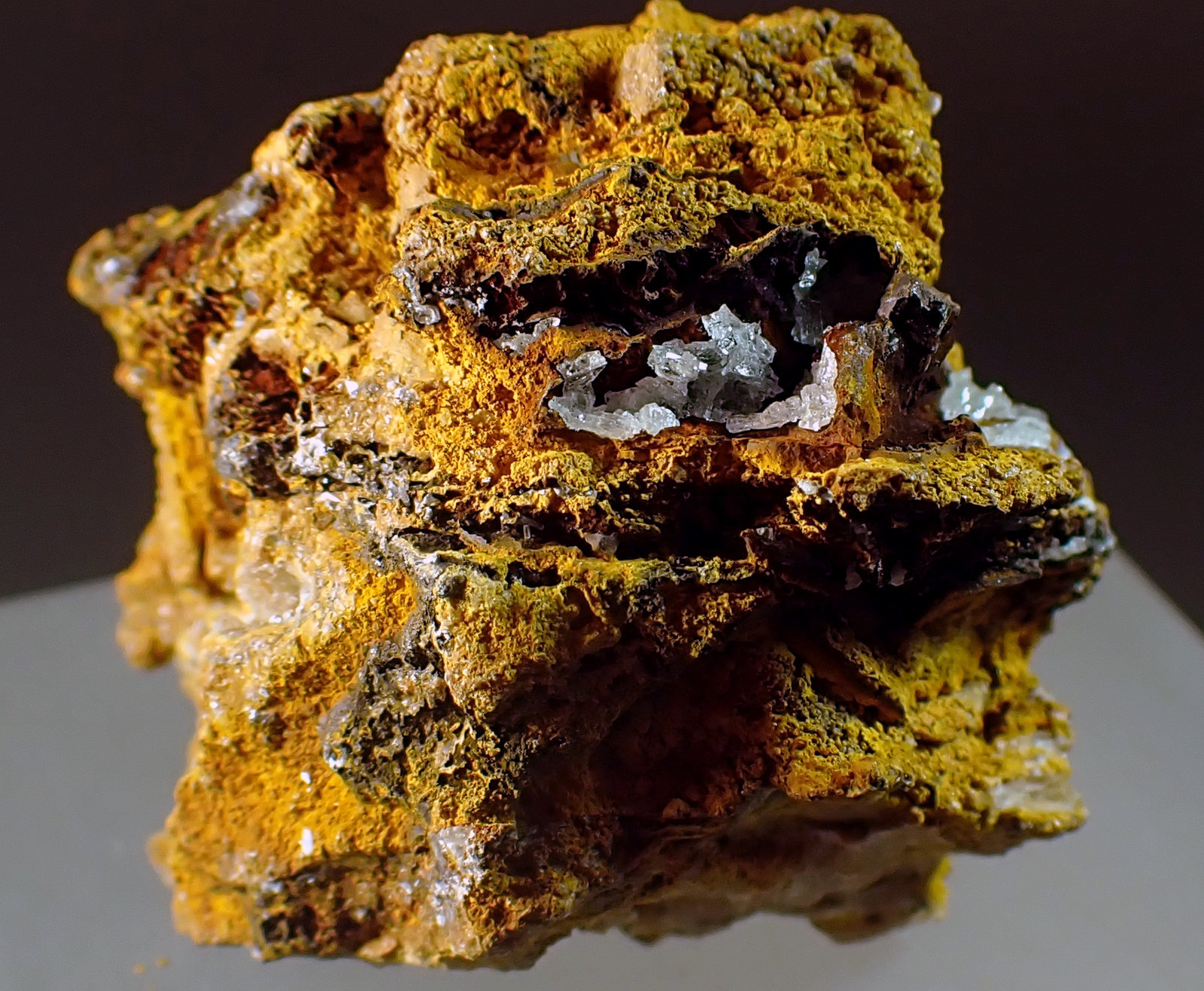 Hemimorfita
Medida: 4,1 x 3,2 x 2,6 cm
(Autor: Joan Martinez Bruguera)